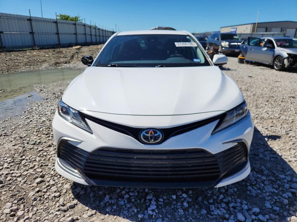 2021 TOYOTA CAMRY LE LE 5