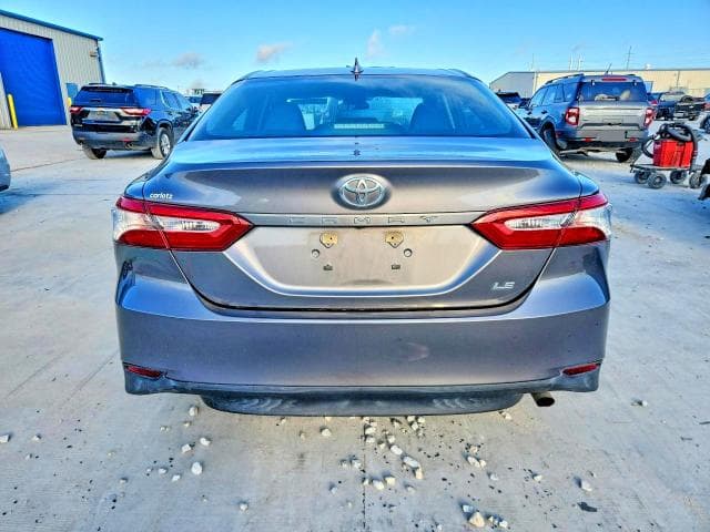 2019 TOYOTA CAMRY LE 6