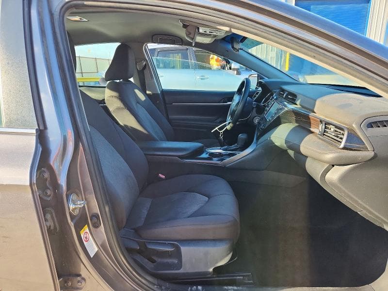 2019 TOYOTA CAMRY LE 7
