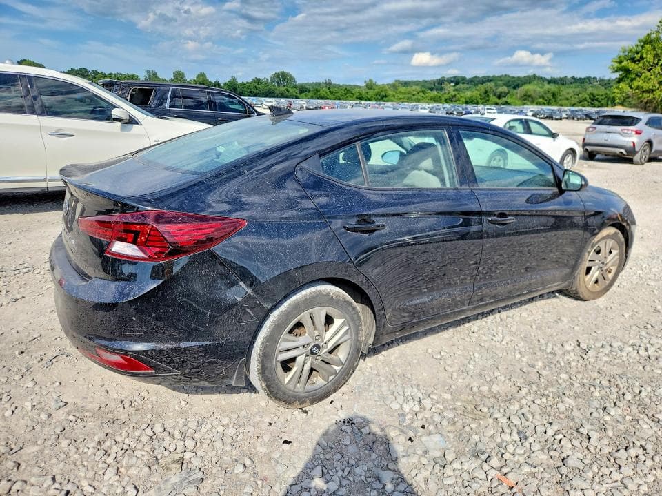 2020 HYUNDAI ELANTRA SEL 3