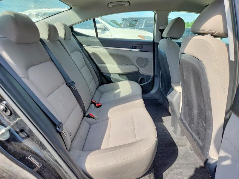 2020 HYUNDAI ELANTRA SEL 10