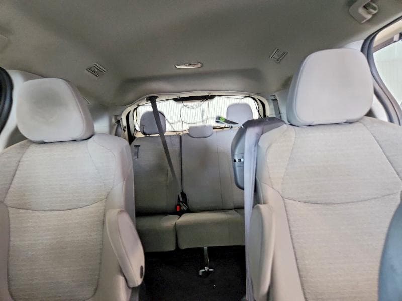 2022 TOYOTA SIENNA LE LE 10