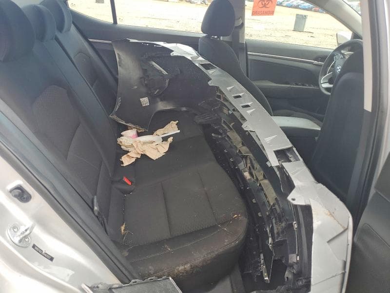 2019 HYUNDAI ELANTRA SE 10