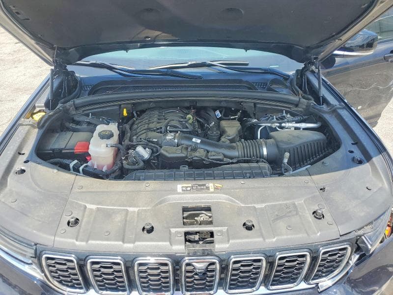 2024 JEEP GRAND CHEROKEE L LIMITED 12