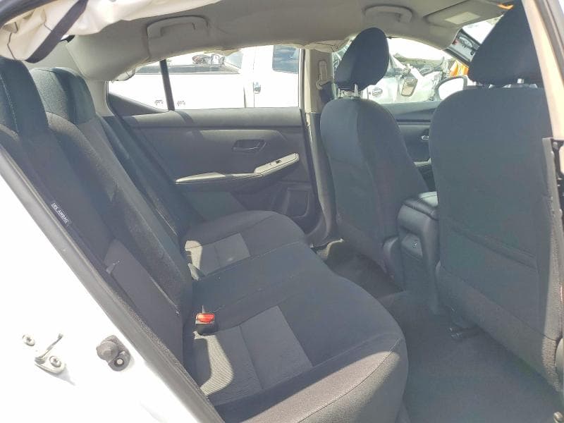 2024 NISSAN SENTRA SV 10
