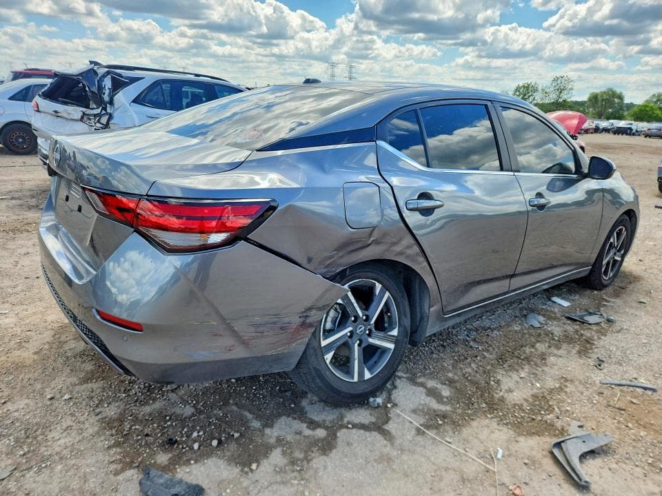 2025 NISSAN SENTRA SV SV 3