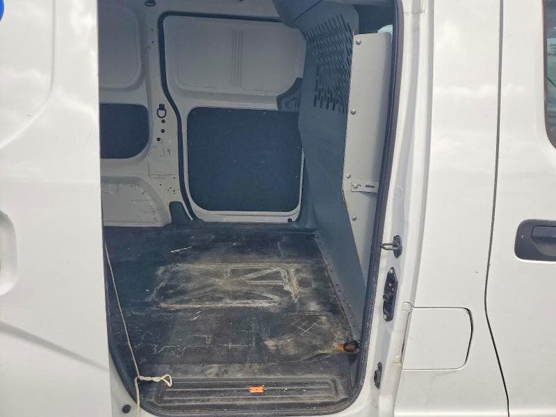 2021 NISSAN NV200 SV 11