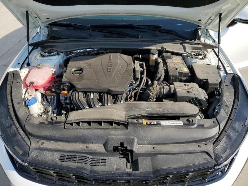 2025 KIA K5 11
