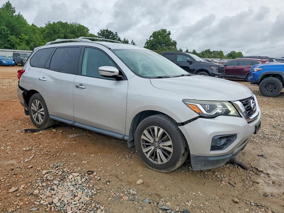 2017 NISSAN PATHFINDER S 4