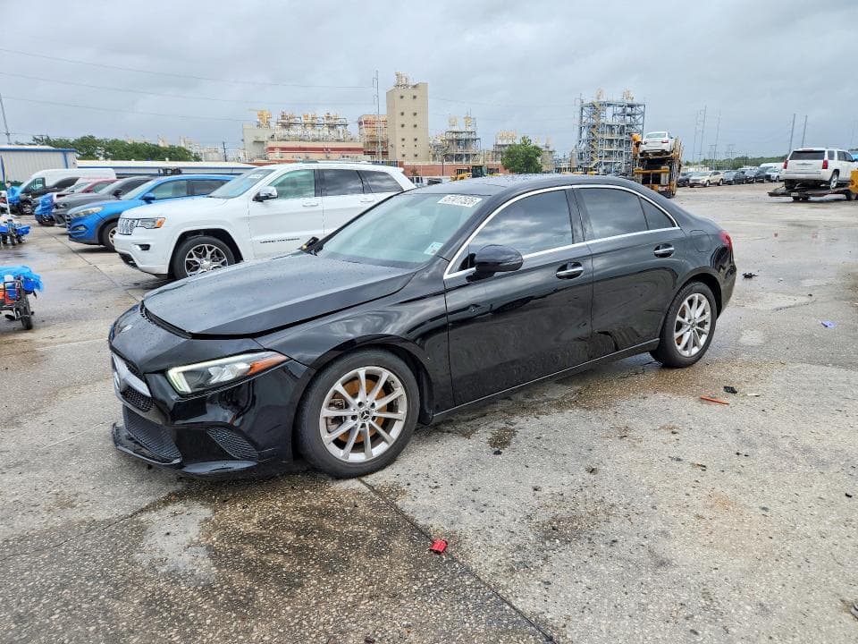 2020 MERCEDES-BENZ A 220 - 1