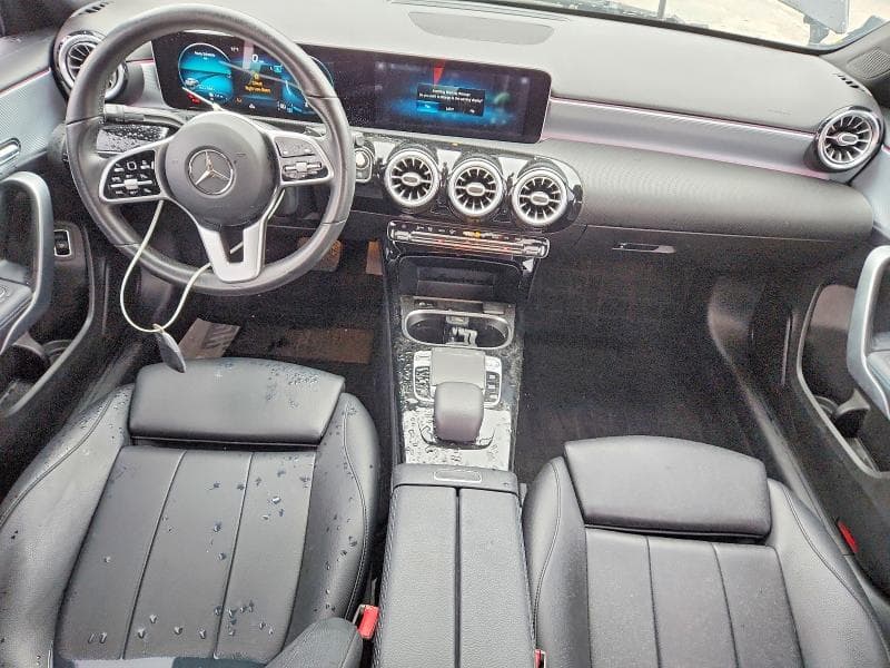 2020 MERCEDES-BENZ A 220 8