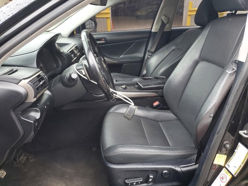 2017 LEXUS IS 200T 7