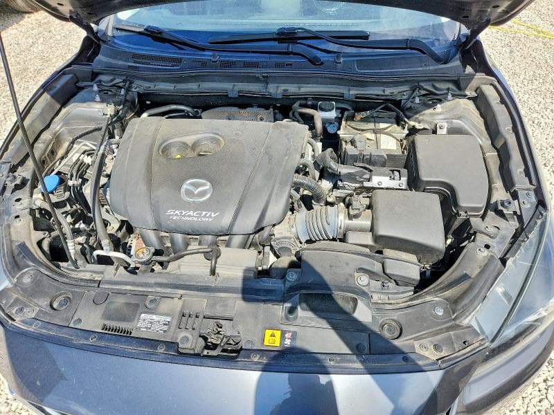2018 MAZDA 3 TOURING 12