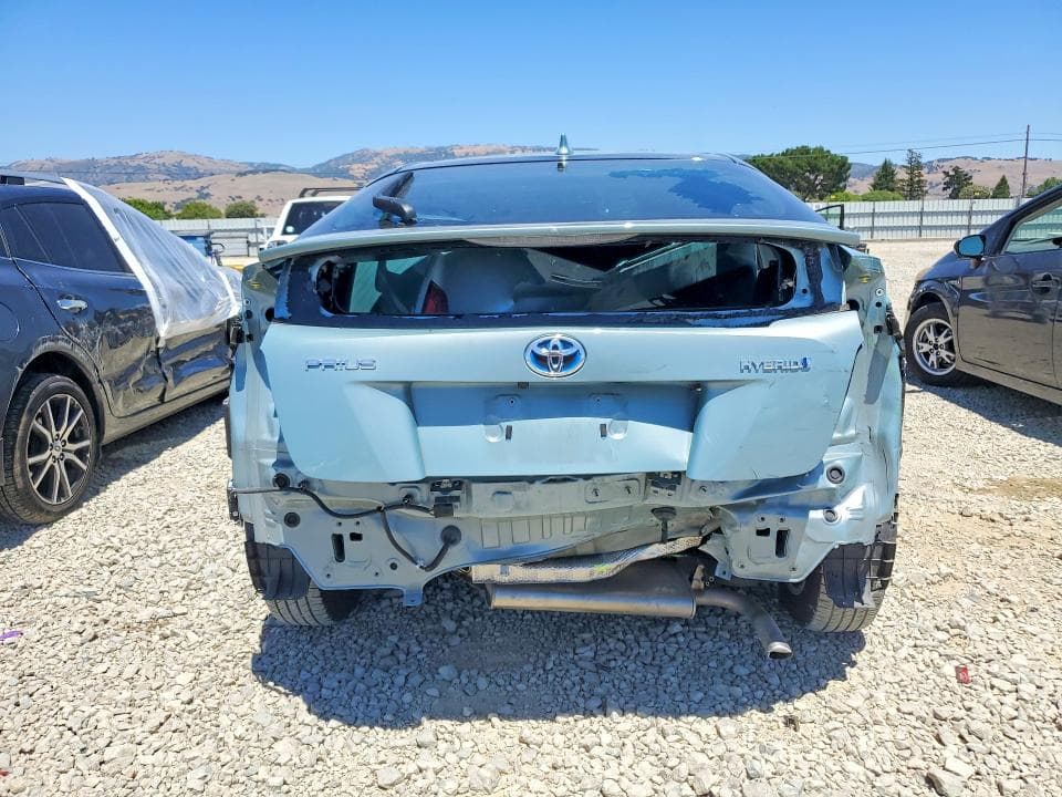 2018 TOYOTA PRIUS TWO 6