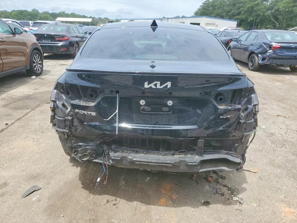 2023 KIA FORTE GT LINE 6