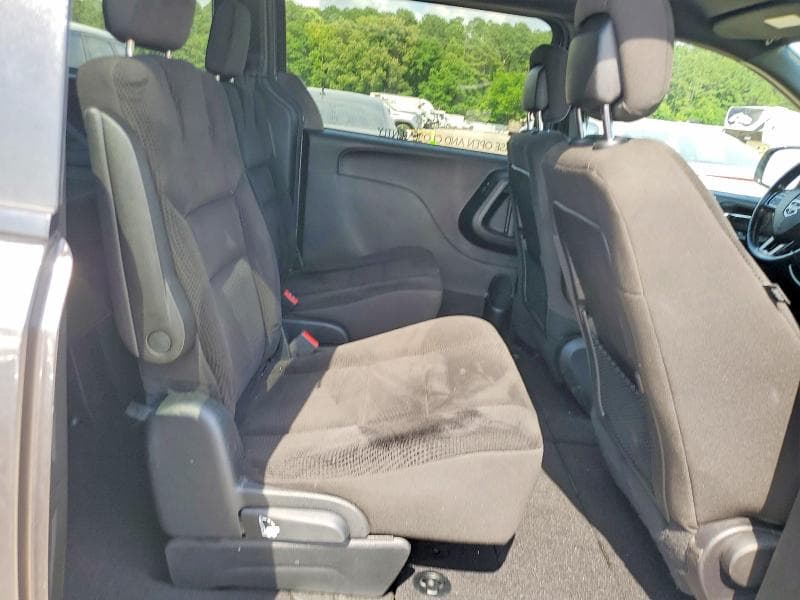 2020 DODGE GRAND CARAVAN SE 11