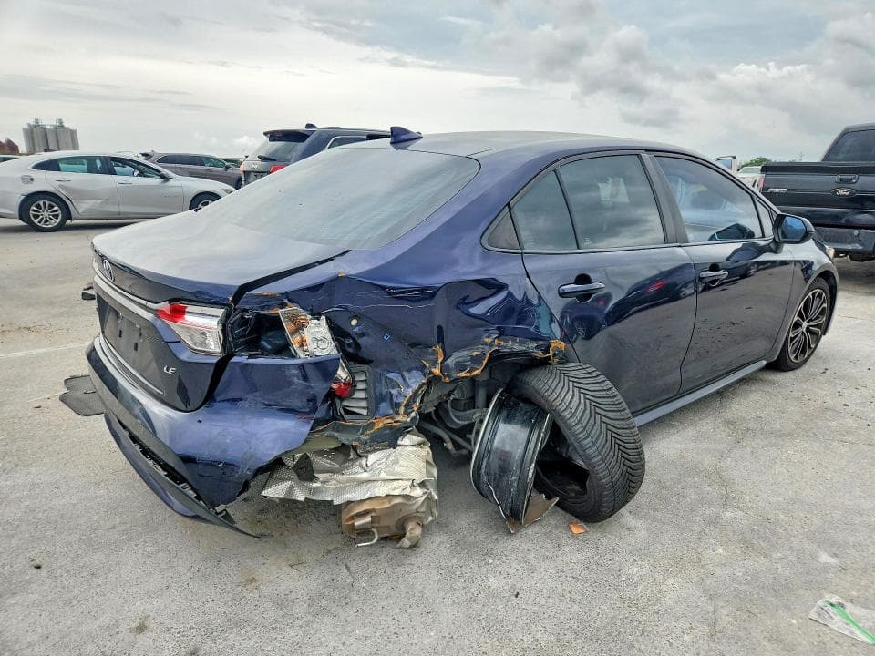 2021 TOYOTA COROLLA LE 3