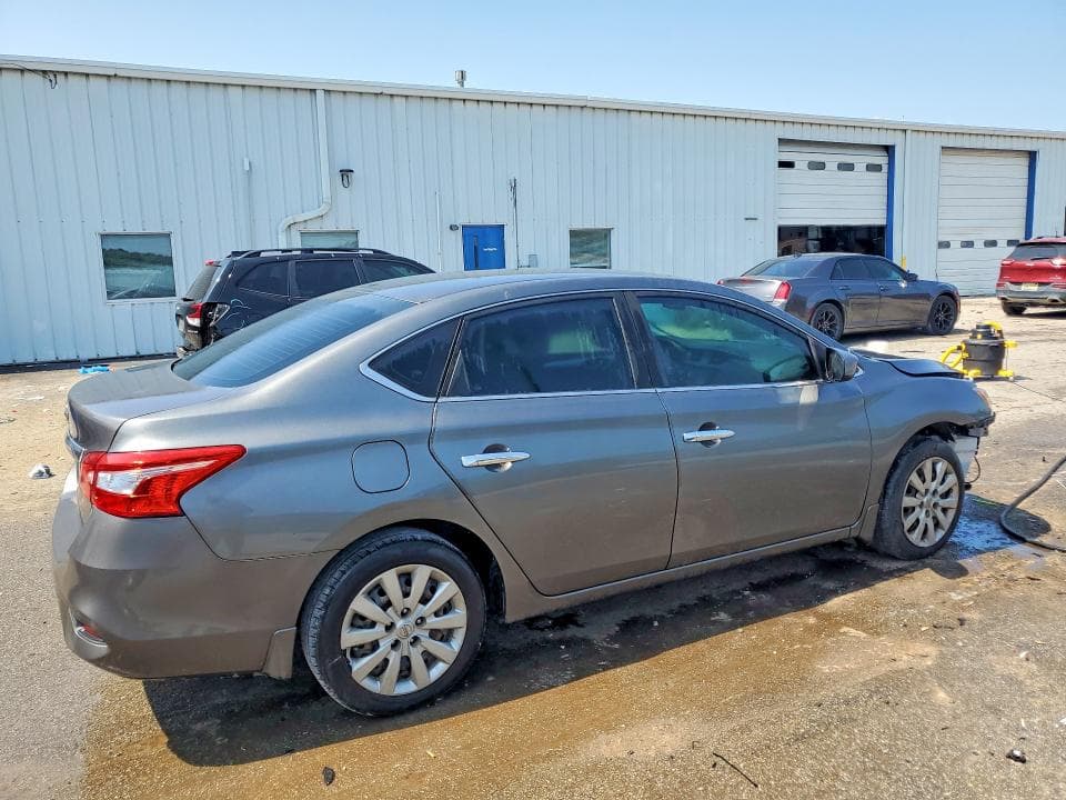 2019 NISSAN SENTRA S S 3