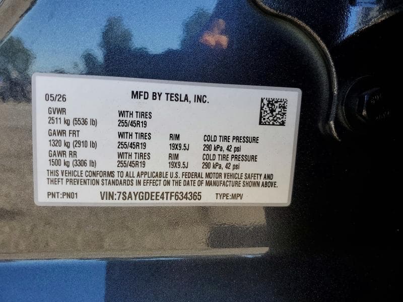 2026 TESLA MODEL Y 12