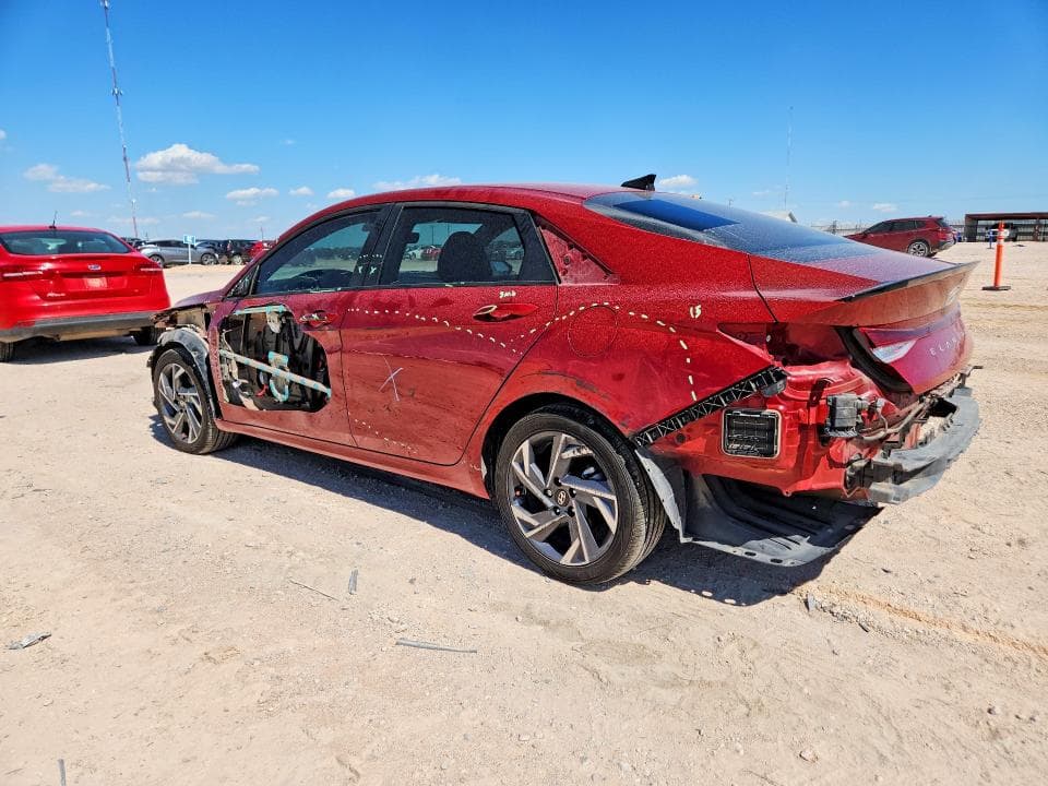 2025 HYUNDAI ELANTRA SEL SPORT 2