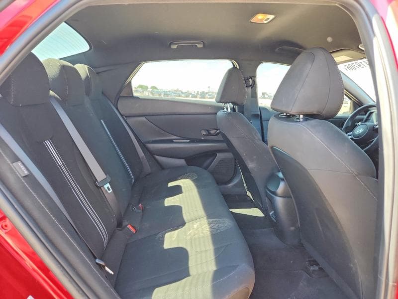 2025 HYUNDAI ELANTRA SEL SPORT 10