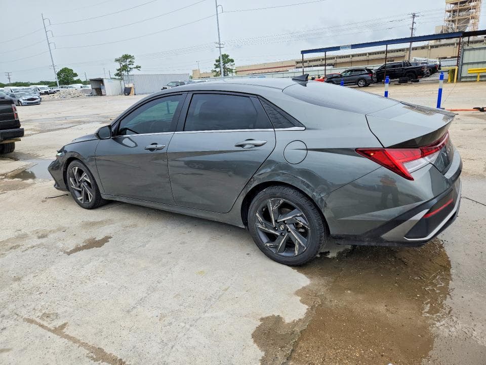 2025 HYUNDAI ELANTRA SEL 2