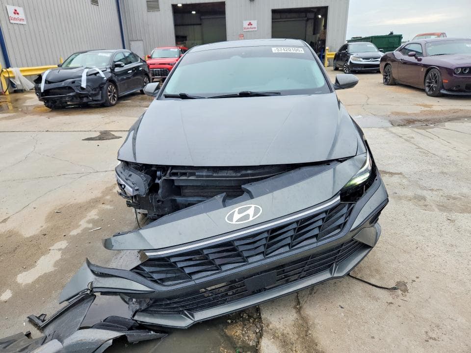 2025 HYUNDAI ELANTRA SEL 5