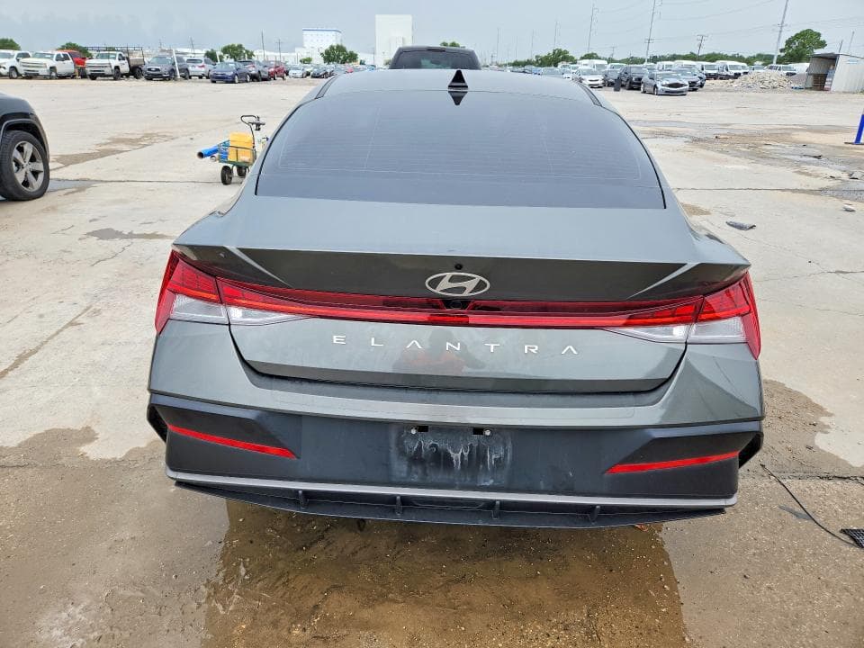 2025 HYUNDAI ELANTRA SEL 6