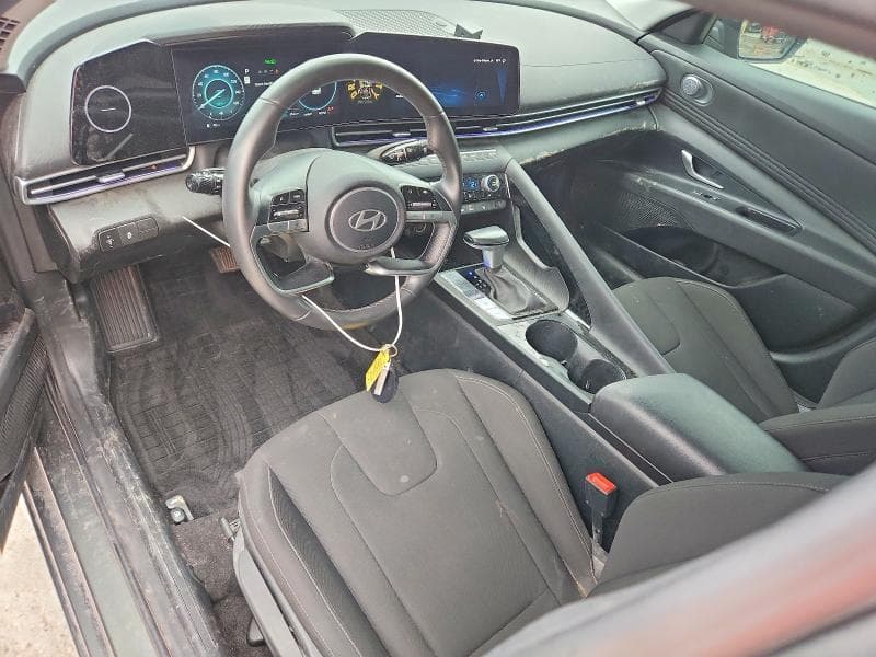 2025 HYUNDAI ELANTRA SEL 8