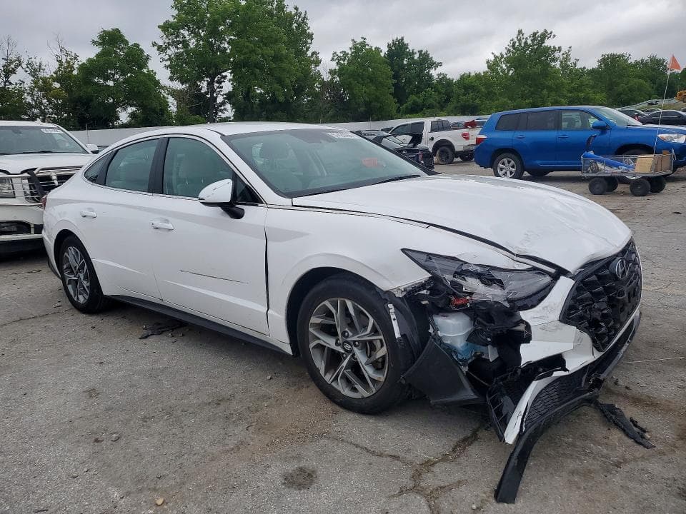 2023 HYUNDAI SONATA SEL 4
