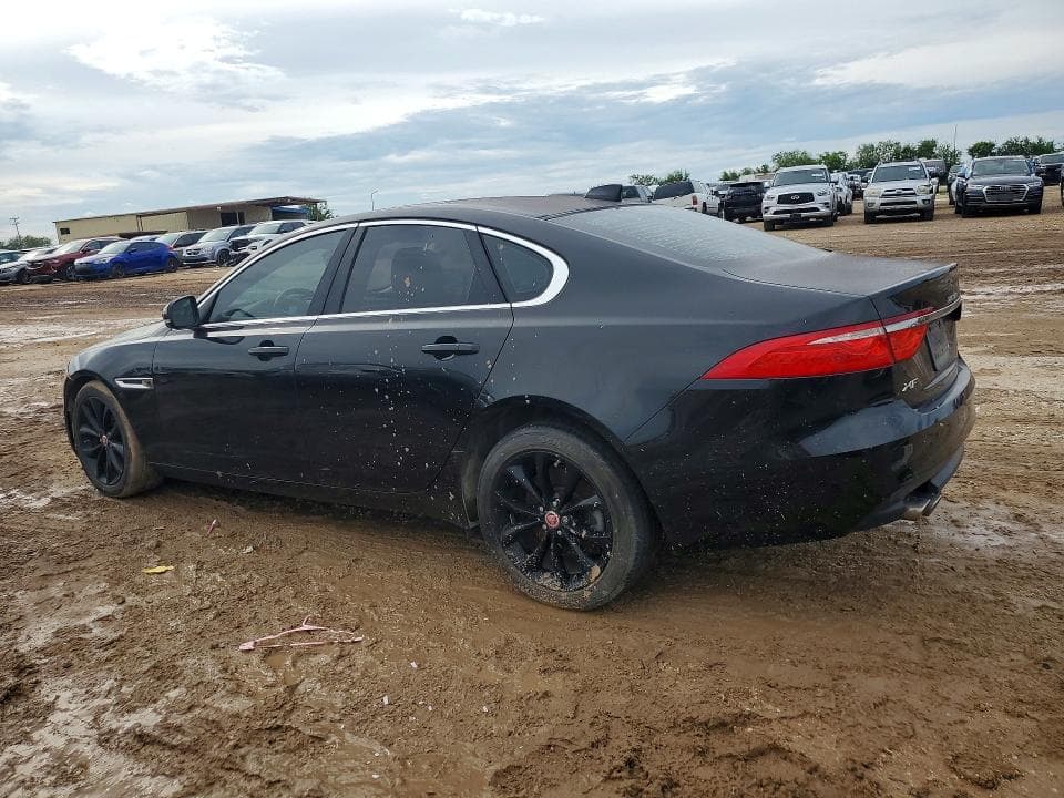 2017 JAGUAR XF PREMIUM PREMIUM 2