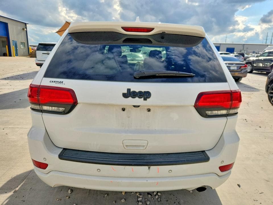 2020 JEEP GRAND CHEROKEE LAREDO LAREDO 6