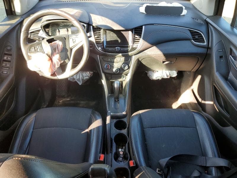 2020 CHEVROLET TRAX 1LT 8