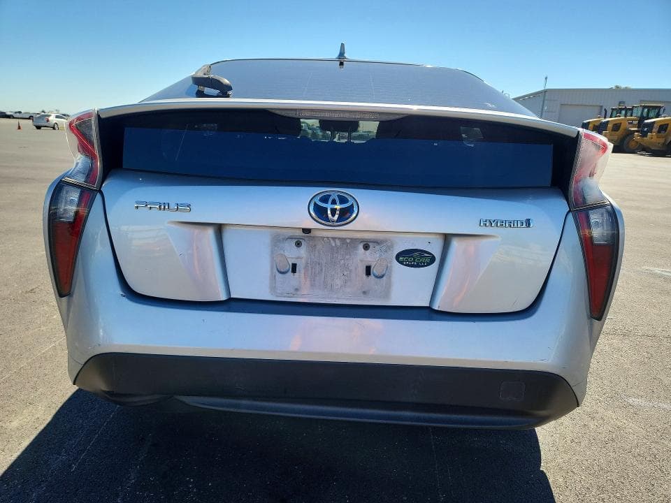2017 TOYOTA PRIUS TWO 6