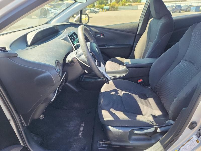 2017 TOYOTA PRIUS TWO 7