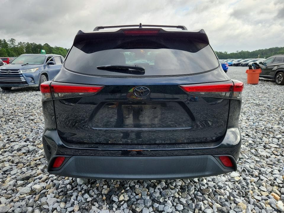 2023 TOYOTA HIGHLANDER XLE 6