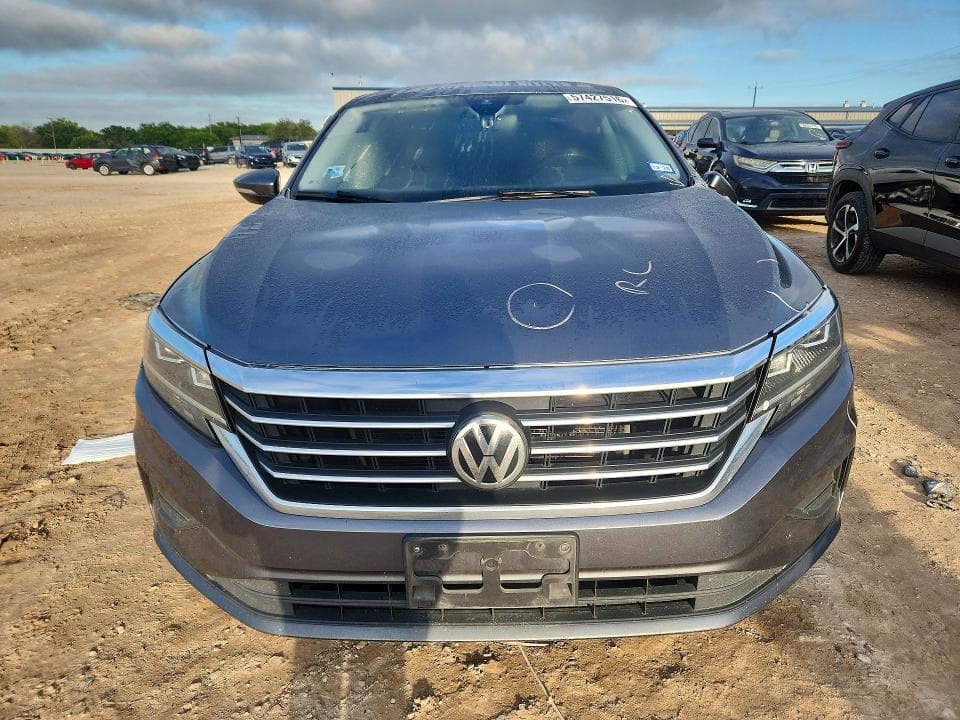 2020 VOLKSWAGEN PASSAT SE SE 5