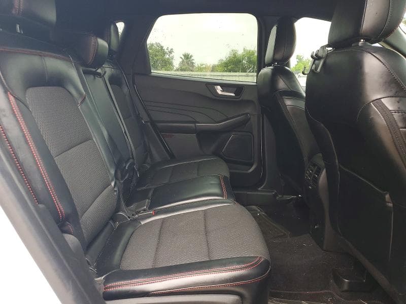 2023 FORD ESCAPE ST LINE 10