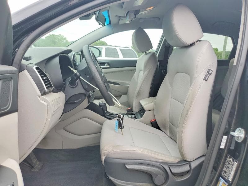 2020 HYUNDAI TUCSON SE 7