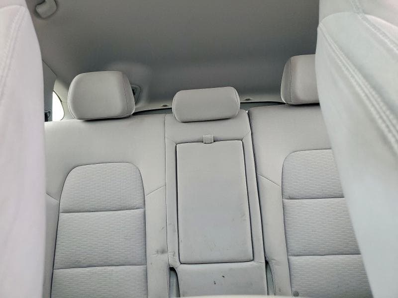 2020 HYUNDAI TUCSON SE 10