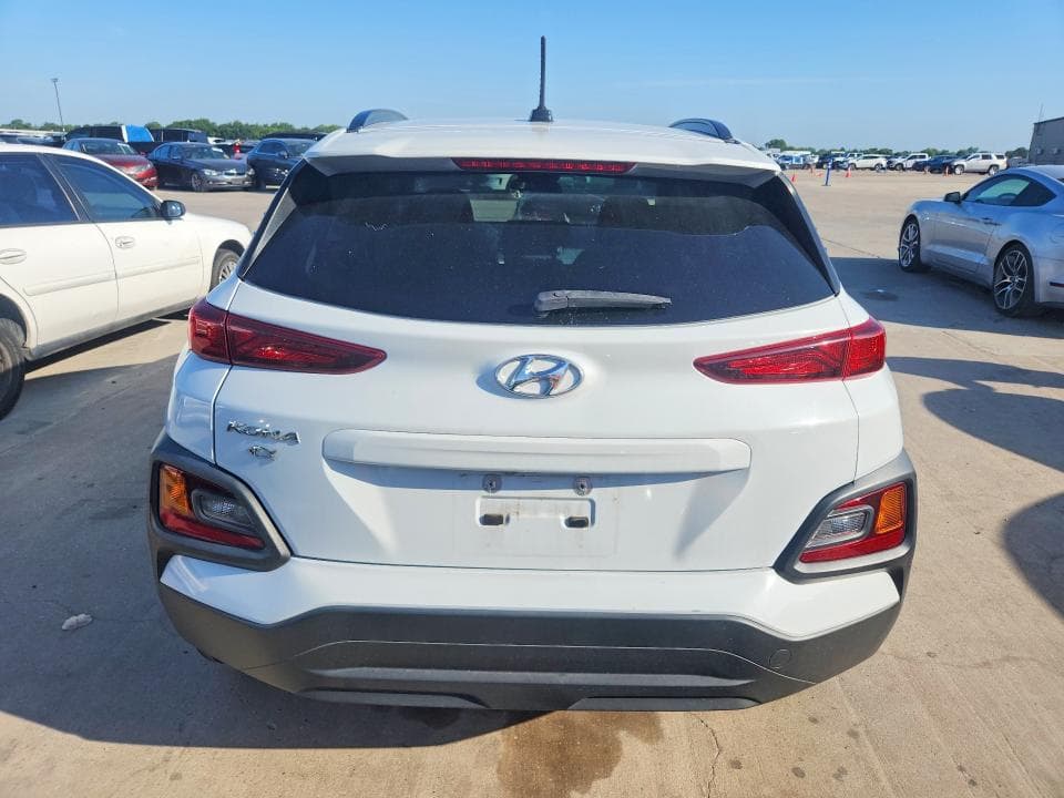 2020 HYUNDAI KONA SEL 6