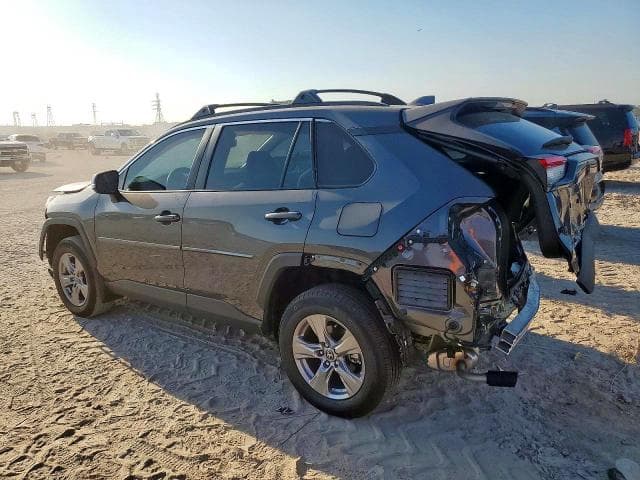 2025 TOYOTA RAV4 XLE 2
