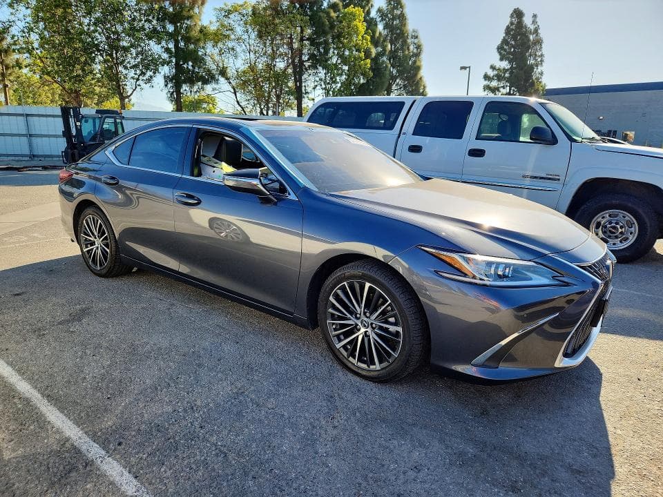 2023 LEXUS ES 300H BASE 4