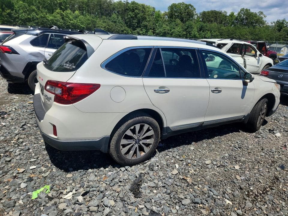 2017 SUBARU OUTBACK TOURING 3