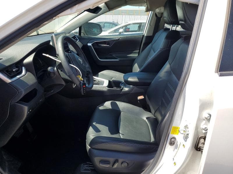 2023 TOYOTA RAV4 XLE PREMIUM 7
