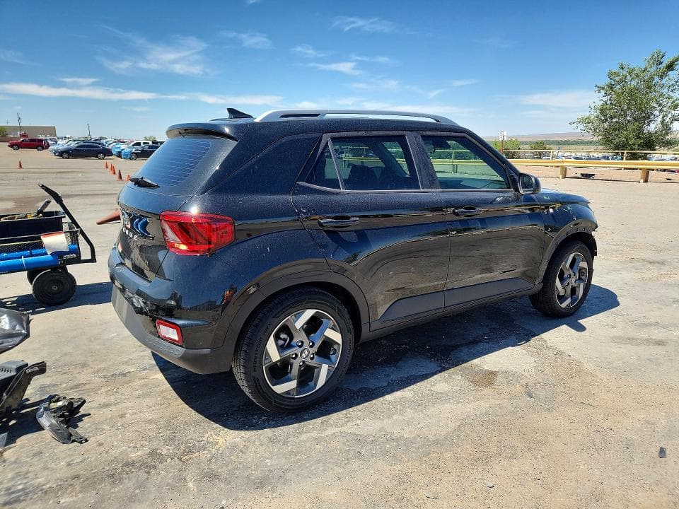 2022 HYUNDAI VENUE SEL 3