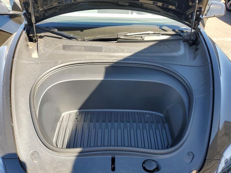 2025 TESLA MODEL 3 11