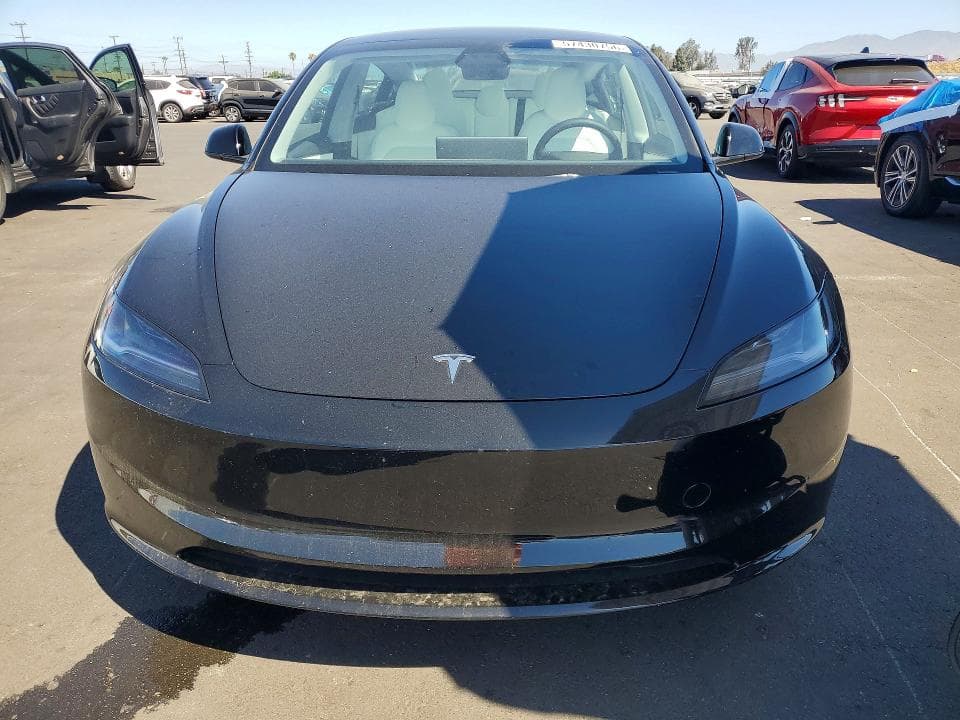 2025 TESLA MODEL 3 5