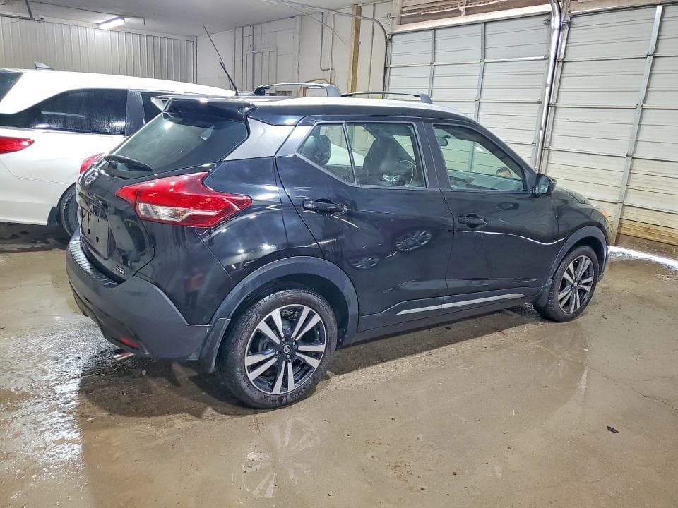 2019 NISSAN KICKS SR 3