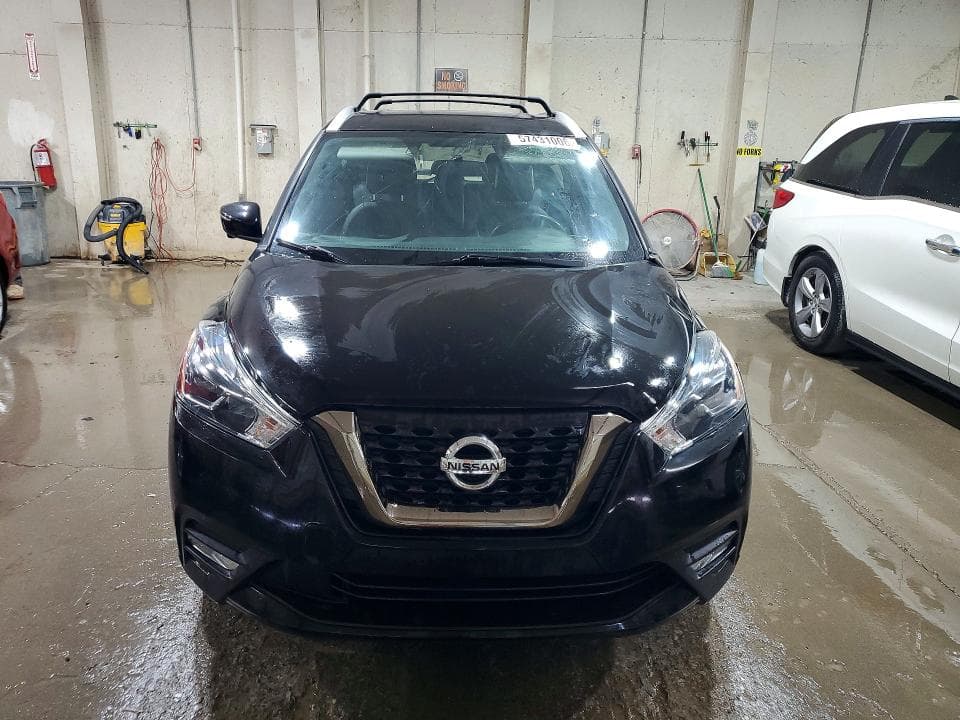 2019 NISSAN KICKS SR 5